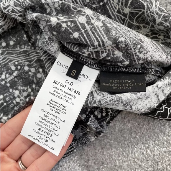 🌌Very Rare Versace Constellation Medusa Head Star print tshirt🌌 - Picture 13 of 16